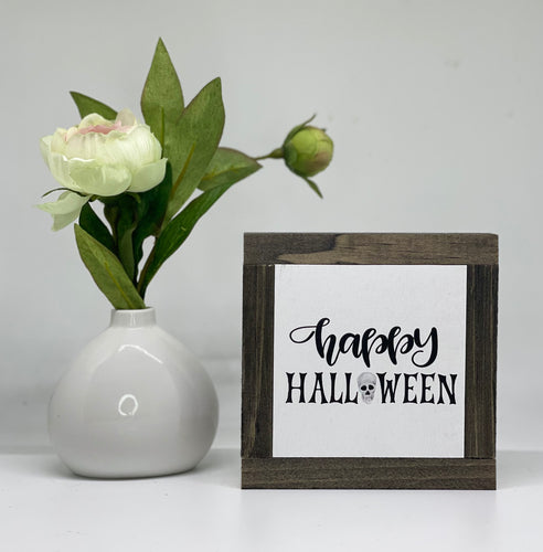 Happy Halloween ( with skull )